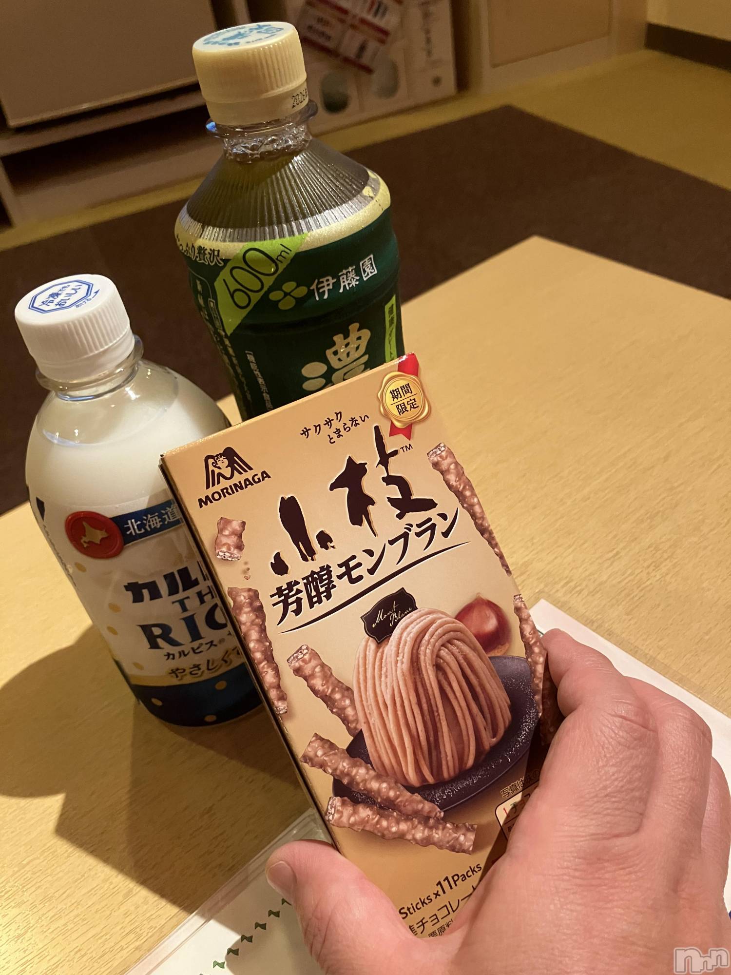 上越人妻デリヘル上越最安値！奥様Deli急便(ジョウエツサイヤスネ！オクサマデリキュウビン)限定レア出勤 みやび(49)の2025年9月4日写メブログ「【8/31  パール、アスカ  でのありがとうです】」