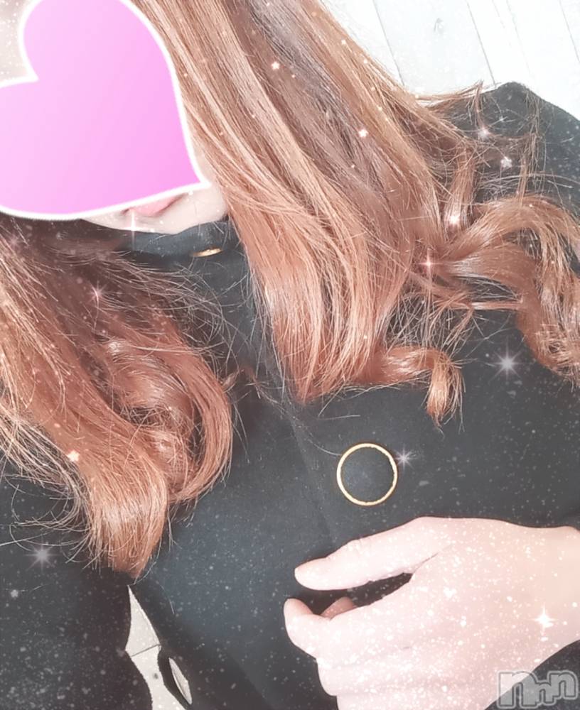上越人妻デリヘルらぶ妻　～新潟の人妻が集う店～(ラブツマ) 葉月さら★色気MAX(40)の1月15日写メブログ「出勤のご報告です👇」