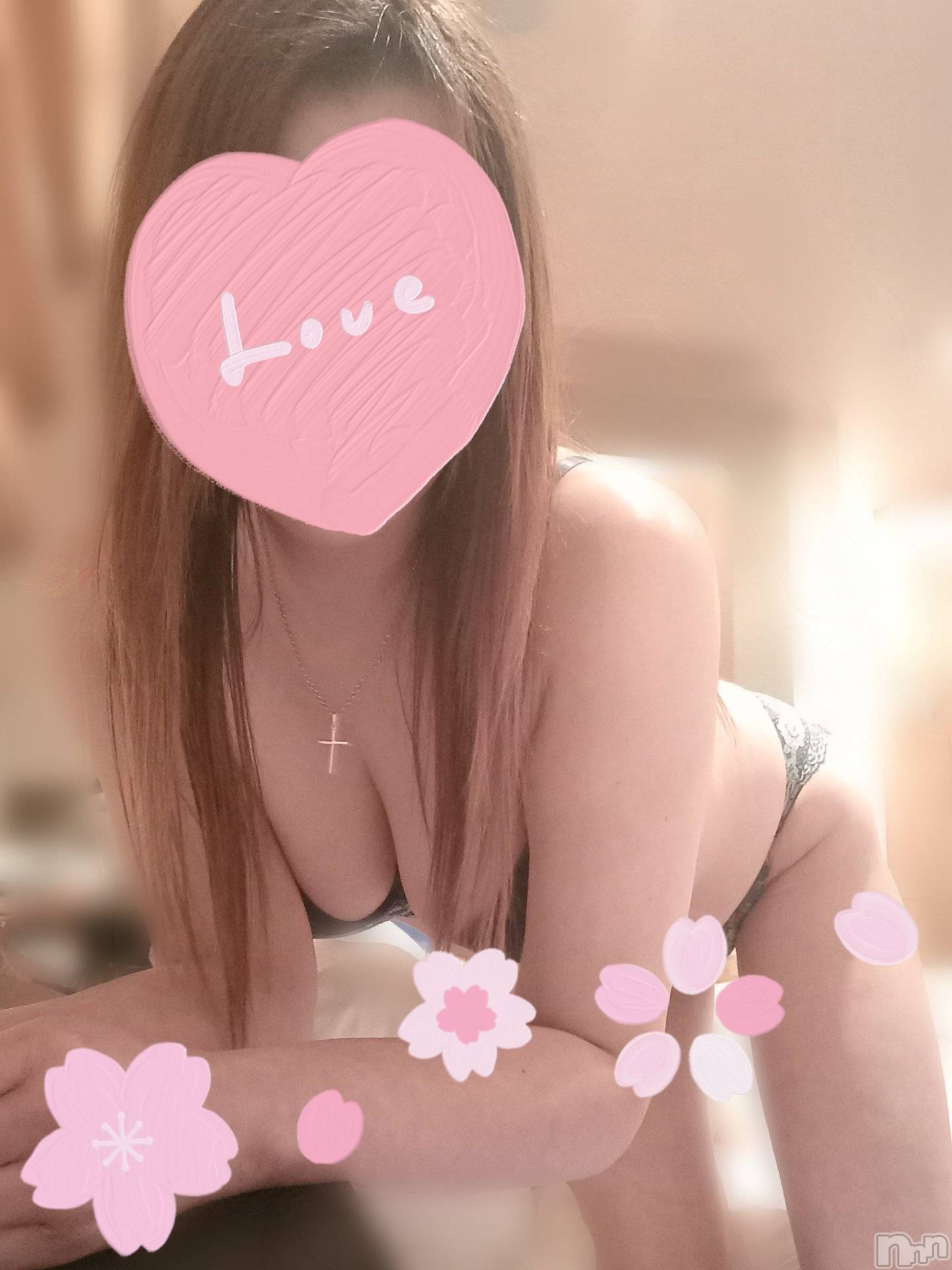 上越人妻デリヘルらぶ妻　～新潟の人妻が集う店～(ラブツマ)葉月さら★色気MAX(40)の2023年3月31日写メブログ「エロ時間」