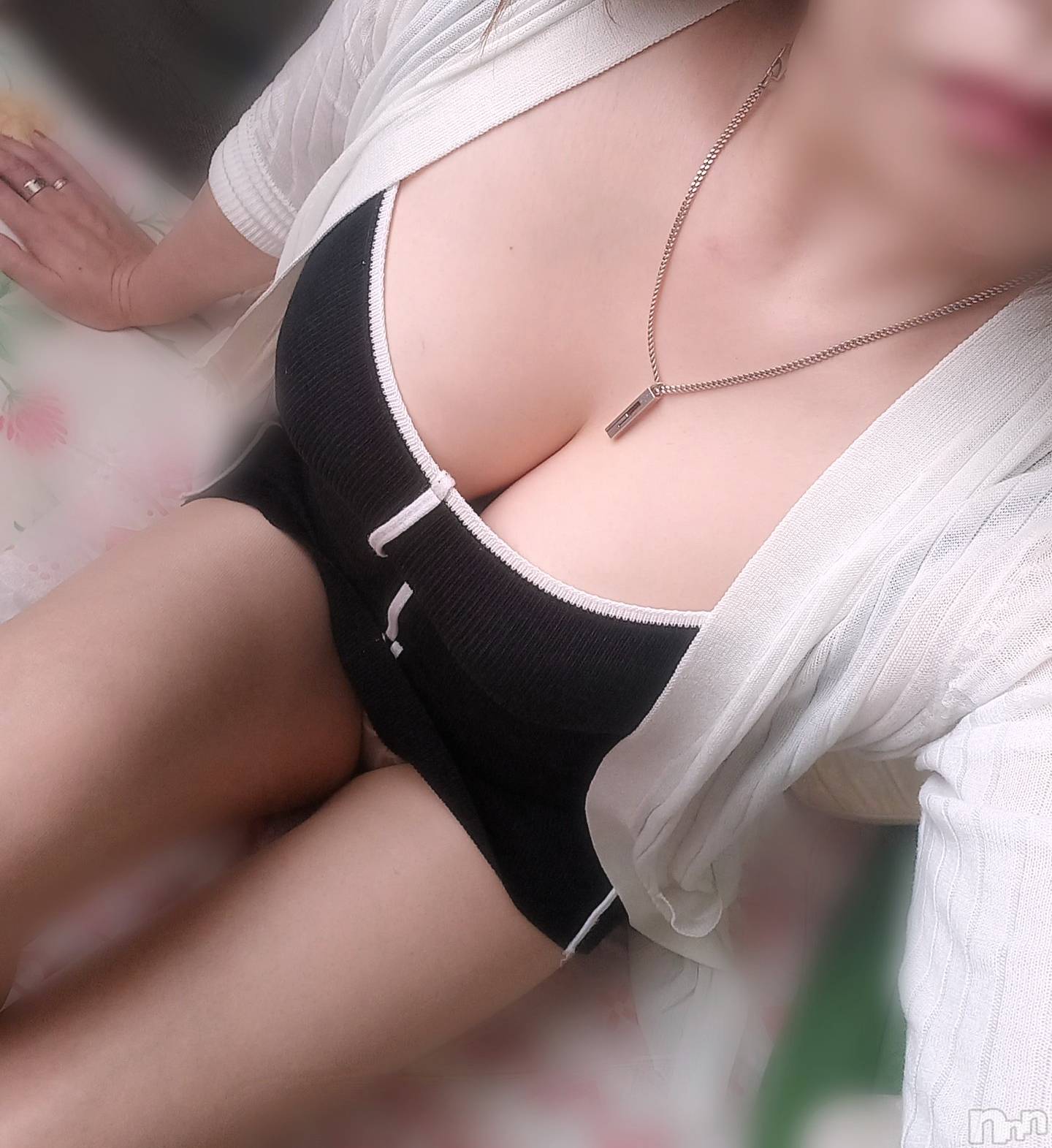 上越人妻デリヘルらぶ妻　～新潟の人妻が集う店～(ラブツマ)葉月さら★色気MAX(40)の2023年10月20日写メブログ「緊張する」
