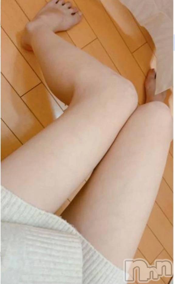 新潟デリヘル新潟デリヘル倶楽部(ニイガタデリヘルクラブ)ゆな(24)の2025年11月28日写メブログ「待機中♡」