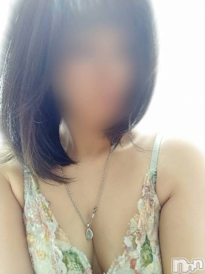 新潟デリヘル(ヒトヅマロウ　ニイガタテン)の2026年9月12日お店速報「心から満たされる居心地の良いひとときをお過ごし頂ける事間違いなしです！」