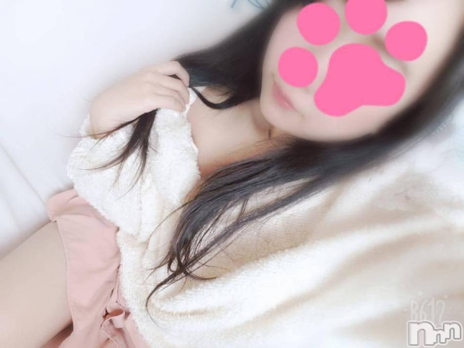 新潟人妻デリヘル(ヒトヅマロウ　ニイガタテン)の2019年1月14日お店速報「愛嬌たっぷりに接してくれる献身的な人柄も見逃さずにはいられません♪」