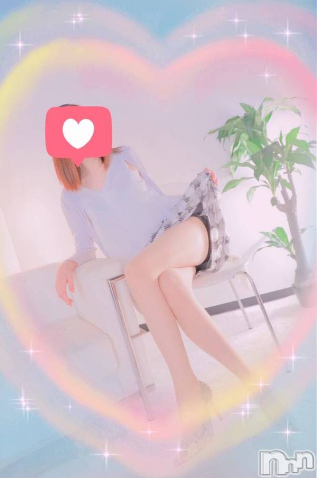 新潟人妻デリヘル(ヒトヅマロウ　ニイガタテン)の2022年6月13日お店速報「美しさだけではなく物腰も柔らかく誰からも愛される女性なんです♪」