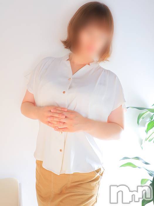 新潟人妻デリヘル(ヒトヅマロウ　ニイガタテン)の2022年6月20日お店速報「リアルな不倫気分を味わうなら！！当店にお任せ下さい♪」