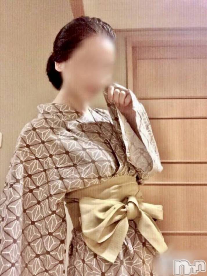 新潟人妻デリヘル(ヒトヅマロウ　ニイガタテン)の2022年9月12日お店速報「大人気奥様に会えちゃう♪CHANCE！」