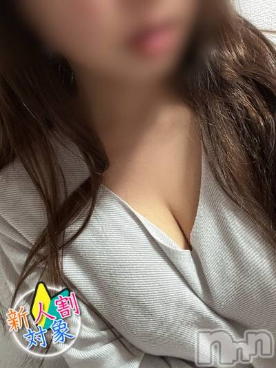 新潟人妻デリヘル(ヒトヅマロウ　ニイガタテン)の2023年1月13日お店速報「本日初出勤【梨沙奥様】登場！新人割り使えます！」