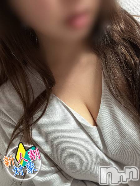 新潟人妻デリヘル(ヒトヅマロウ　ニイガタテン)の2023年1月15日お店速報「新人奥様出勤デス♡人気奥様の空きもあと僅か！！」
