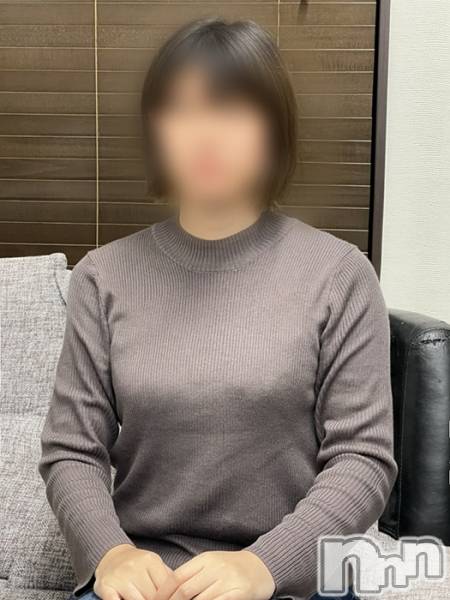 新潟人妻デリヘル(ヒトヅマロウ　ニイガタテン)の2023年4月29日お店速報「エッチな人妻が大胆にご奉仕しちゃいます♪」