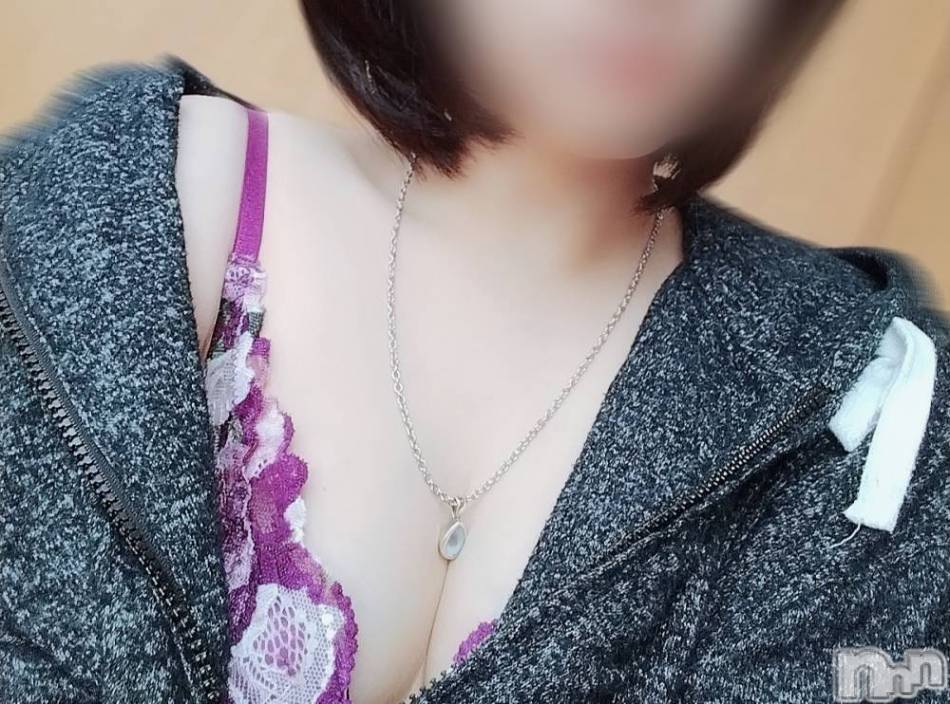 新潟人妻デリヘル(ヒトヅマロウ　ニイガタテン)の2023年11月14日お店速報「身体と心が温まるような素敵な出会いをお届けします！！」