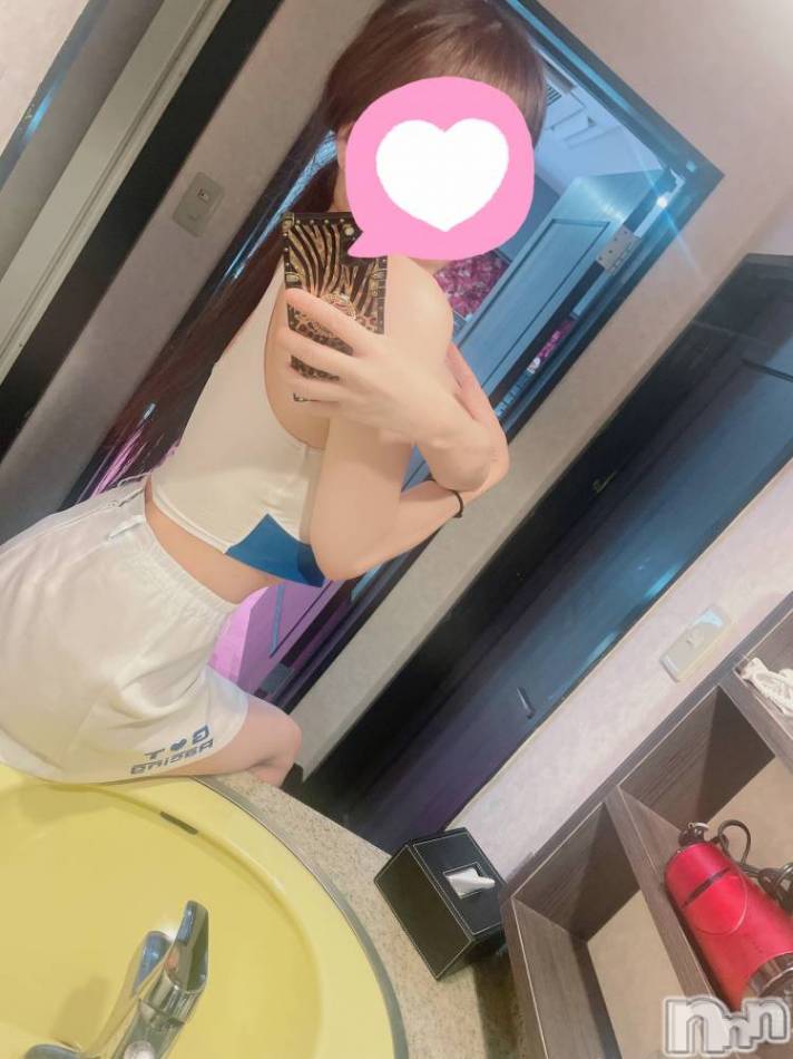 長岡デリヘル(ヒトヅマロウ　ナガオカテン)の2026年10月15日お店速報「天性の美貌を合わせ持つとびっきりの奥様♪」