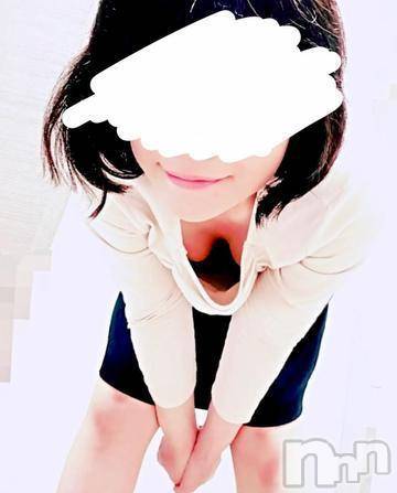 長岡デリヘル(ヒトヅマロウ　ナガオカテン)の2019年7月6日お店速報「愛嬌のある笑顔＆可愛らしい瞳がとってもpretty」