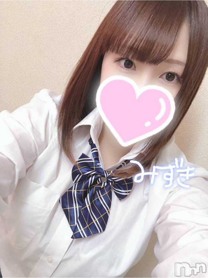 長岡デリヘル(ヒトヅマロウ　ナガオカテン)の2020年9月18日お店速報「無邪気な笑顔に一瞬で心を奪われちゃいます♪」
