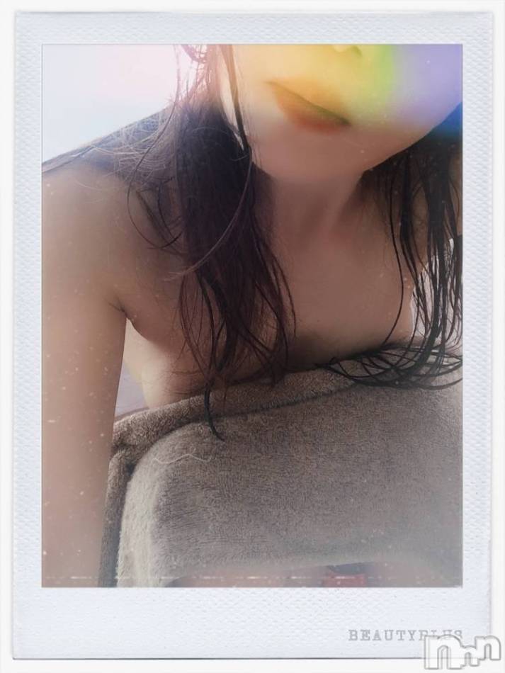 長岡デリヘル(ヒトヅマロウ　ナガオカテン)の2020年11月7日お店速報「魅力的な人妻と過ごす濃密なひととき♪」