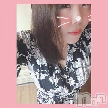 長岡デリヘル(ヒトヅマロウ　ナガオカテン)の2021年4月2日お店速報「エロさ濃厚な淫乱妻と欲望のままに♪」