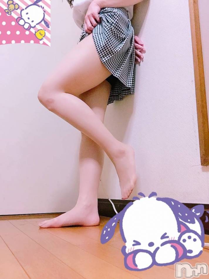 長岡デリヘル(ヒトヅマロウ　ナガオカテン)の2021年4月25日お店速報「エロく激しく迫っちゃいます」