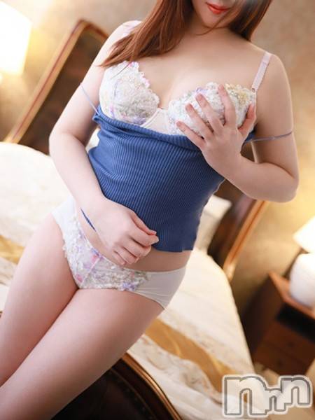 長岡デリヘル(ヒトヅマロウ　ナガオカテン)の2023年1月13日お店速報「妖艶な大人の女性の色香を存分に♪」