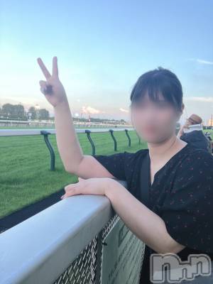 新潟デリヘル Office Amour(オフィスアムール) いちか/ヘルス課(25)の8月9日写メブログ「夕方の競馬場も良い」