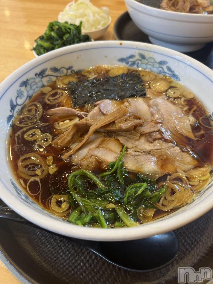 長岡デリヘル(ナガオカフウゾクシュッチョウアロママッサージ)の2023年10月6日お店速報「長岡で生姜醤油ラーメンと癒しのオイルマッサージ」