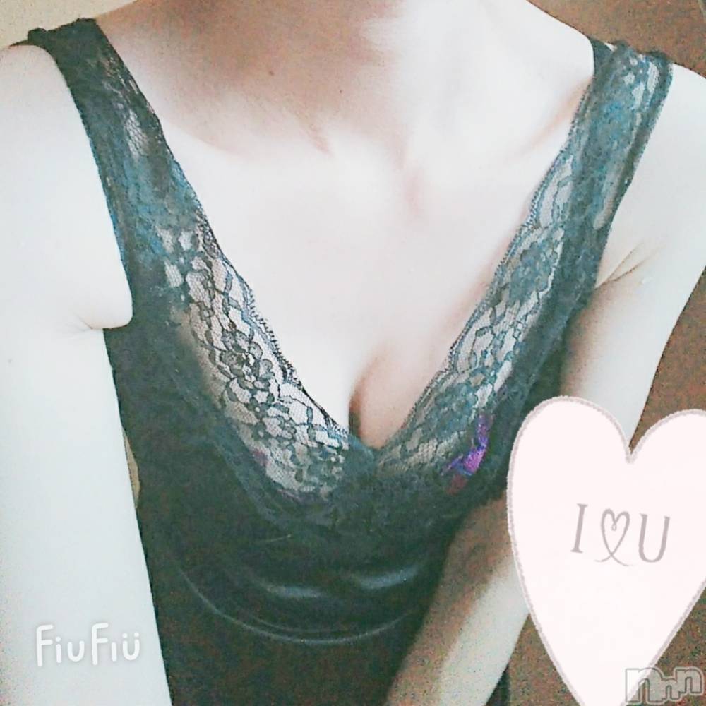 長岡デリヘル長岡市総合デリヘル COLOR～デリヘル・手コキ・密着エステ～(ナガオカシソウゴウデリヘルカラー) ちひろ☆☆(38)の6月8日写メブログ「今晩は、、♡」