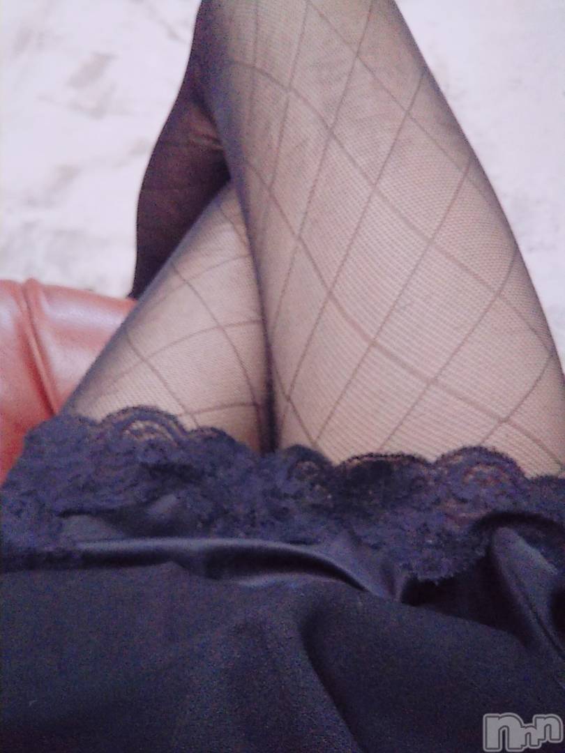 長岡デリヘル長岡市総合デリヘル COLOR～デリヘル・手コキ・密着エステ～(ナガオカシソウゴウデリヘルカラー)ちひろ☆☆(38)の2020年2月20日写メブログ「本日、出勤してます(^з^)-☆」