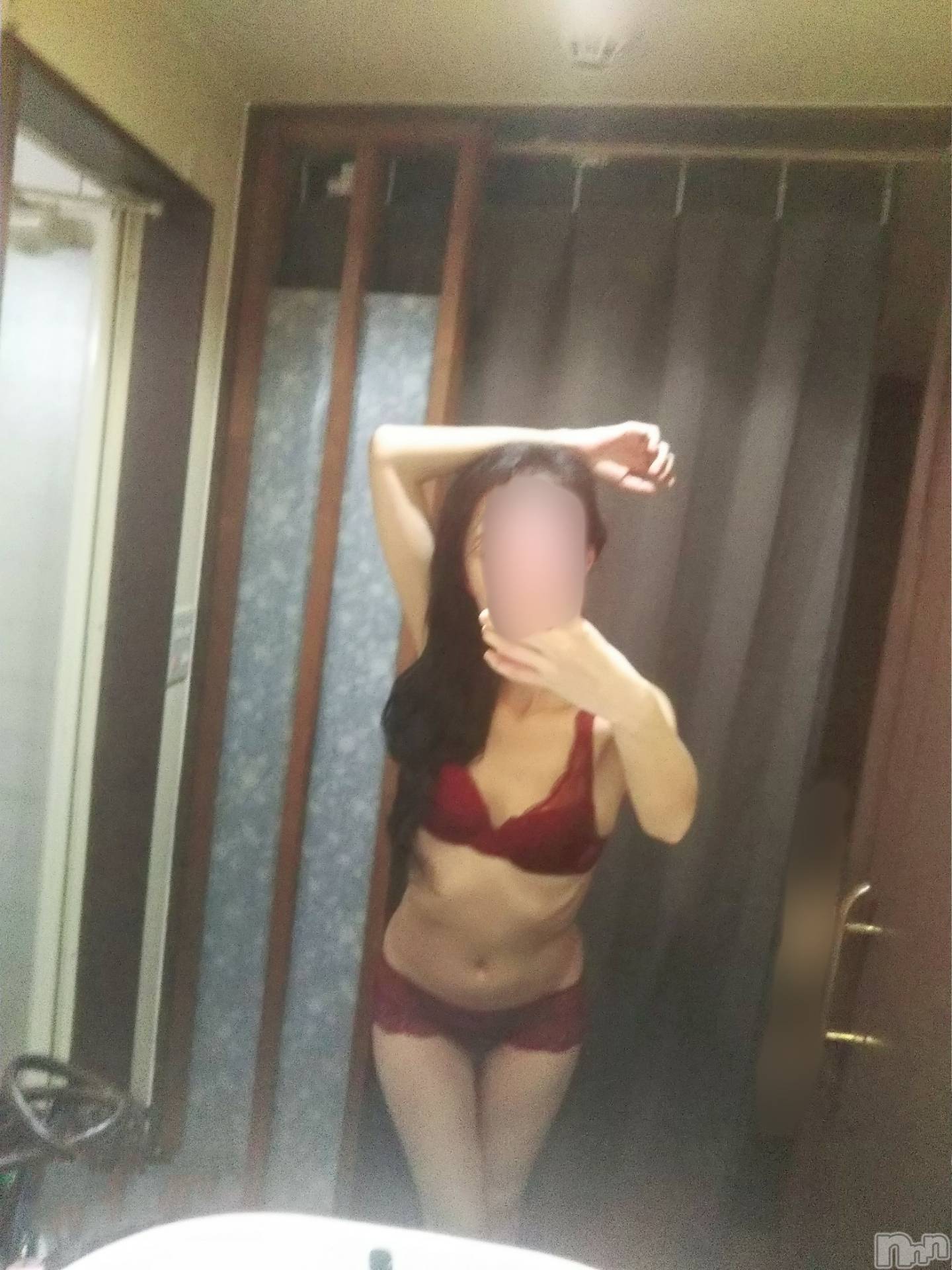 長岡デリヘル長岡市総合デリヘル COLOR～デリヘル・手コキ・密着エステ～(ナガオカシソウゴウデリヘルカラー)ちひろ☆☆(38)の2021年10月27日写メブログ「今夜は暇ですな～」