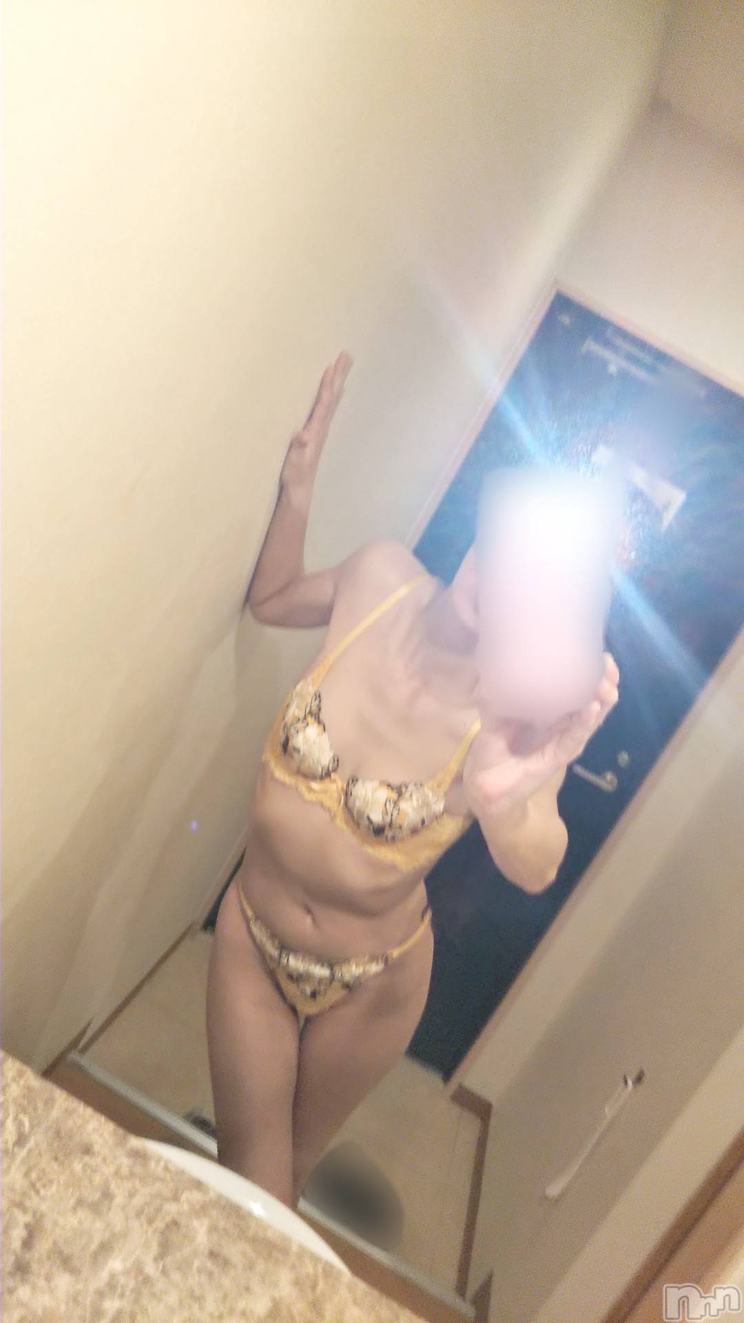 長岡デリヘル長岡市総合デリヘル COLOR～デリヘル・手コキ・密着エステ～(ナガオカシソウゴウデリヘルカラー)ちひろ☆☆(38)の2023年10月13日写メブログ「みーつけてー♡」