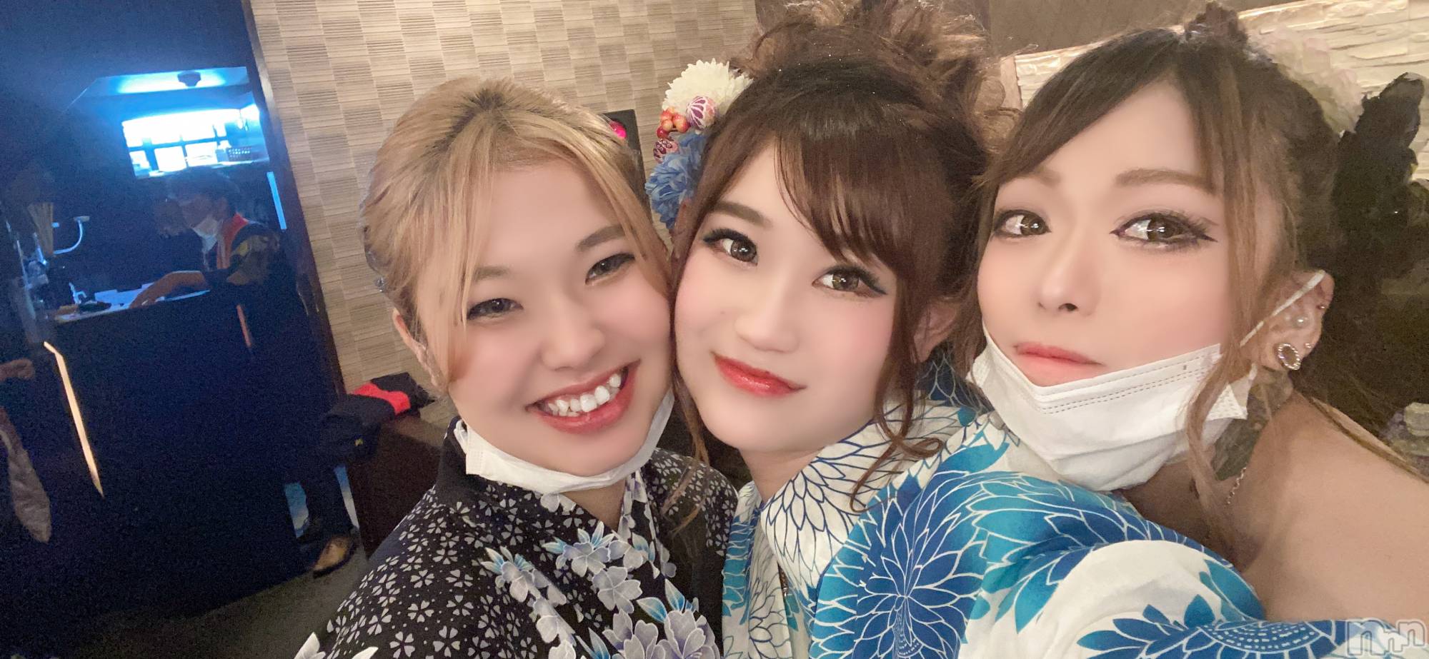 ƲХ顦K-Lounge(饦) 2021ǯ88̥֥֤ϤȤʤ💜🧡
