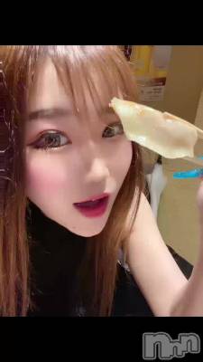 䤹