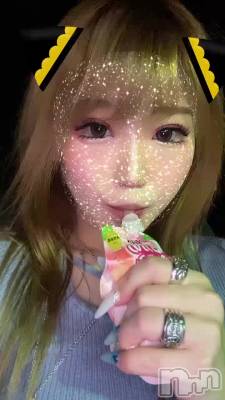 鿧