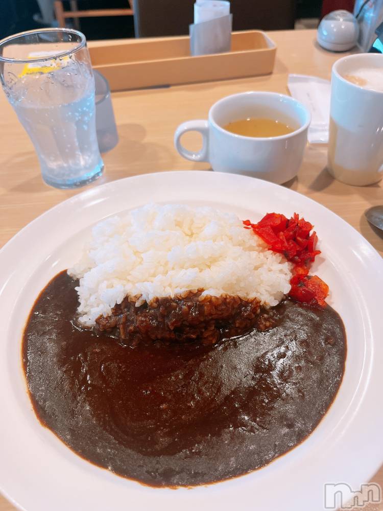 長岡風俗エステ長岡風俗出張アロママッサージ(ナガオカフウゾクシュッチョウアロママッサージ) ゆかり☆ピュアな美熟女(48)の3月8日写メブログ「お疲れ様です🍛✨」
