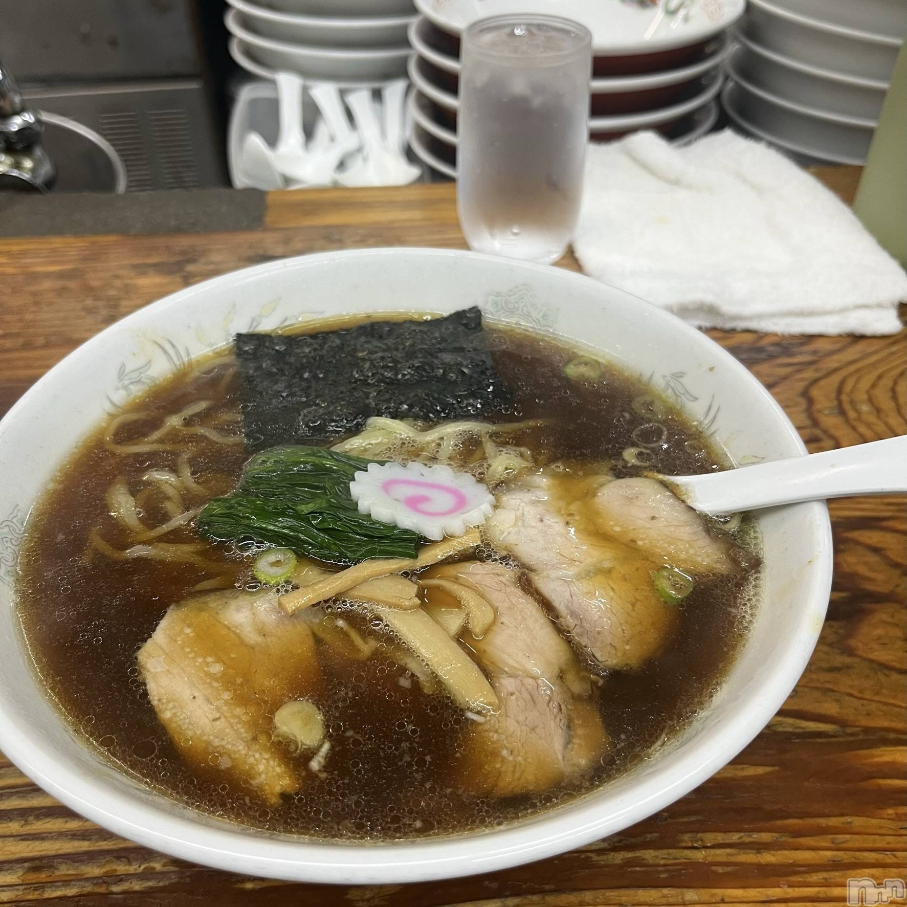 長岡風俗エステ長岡風俗出張アロママッサージ(ナガオカフウゾクシュッチョウアロママッサージ)ゆかり☆ピュアな美熟女(48)の2023年11月12日写メブログ「お疲れ様です(^^)」