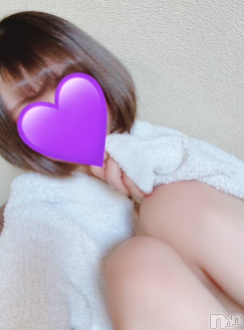新潟手コキsleepy girl(スリーピーガール)ねむちゃん(22)の2020年3月8日写メブログ「いるよ～！」