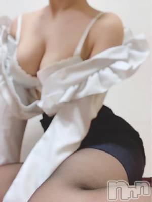 新潟手コキ sleepy girl(スリーピーガール) ねむちゃん(22)の10月28日写メブログ「一緒にしよ？」