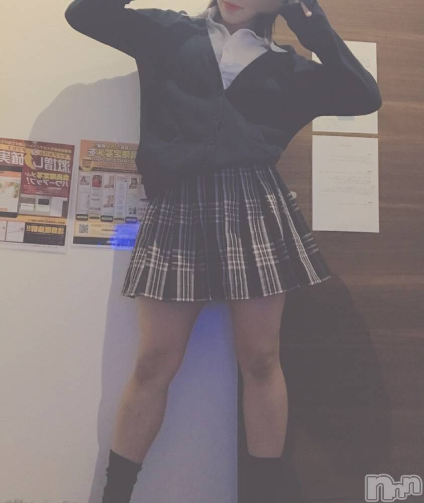 長岡デリヘル純・無垢(ジュンムク) なづな☆(19)の11月4日写メブログ「お久しぶりです！！！！！」