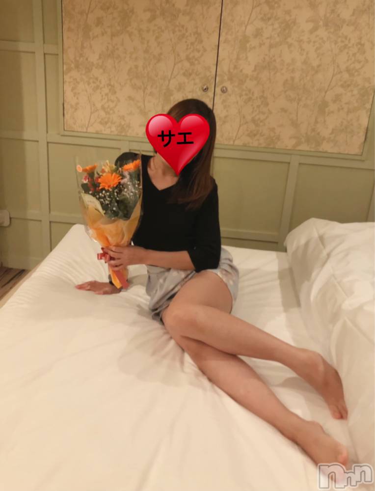 三条デリヘルLady-出稼ぎ0！地域密着デリヘル-(レディー) さえ★超人気お姉さん(35)の10月23日写メブログ「愛を込めて花束を♡」