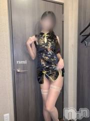 三条デリヘルLady-出稼ぎ0！地域密着デリヘル-(レディー) らみ★天然美巨乳(25)の10月3日写メブログ「よ~~~くみるとはみマンしちゃってるんだ🖤」