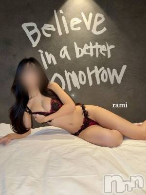 らみ★天然美巨乳(25) 身長168cm、スリーサイズB87(E).W56.H83。三条デリヘル Lady-出稼ぎ0！地域密着デリヘル-(レディー)在籍。