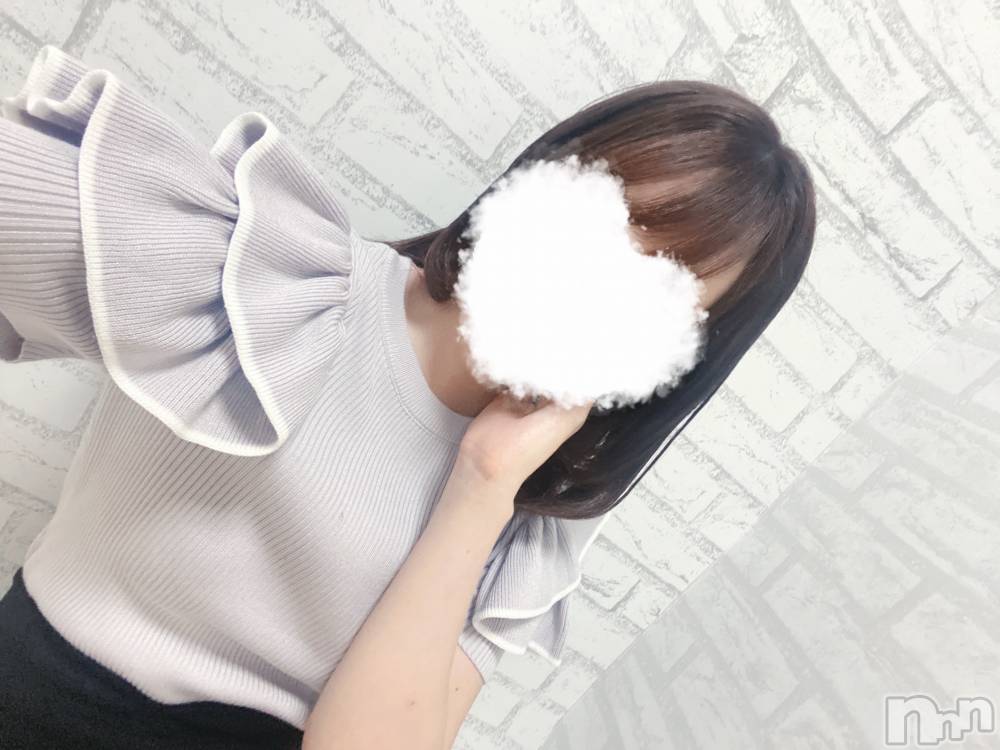 三条デリヘルコスプレ専門店　BLUE MOON(ブルームーン) ふわふわ系美少女＃おとは(23)の6月22日写メブログ「そういえば髪色とネイルチェンジしました！！」