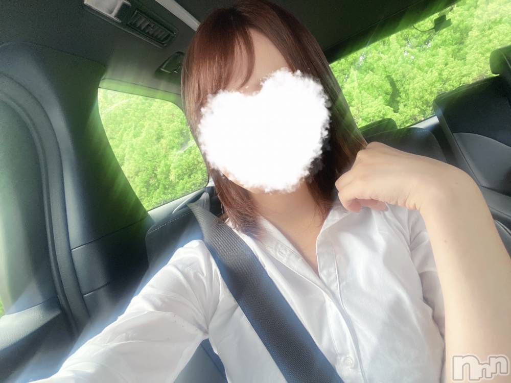 三条デリヘルコスプレ専門店　BLUE MOON(ブルームーン) ふわふわ系美少女＃おとは(23)の6月26日写メブログ「13時半頃空きます！」