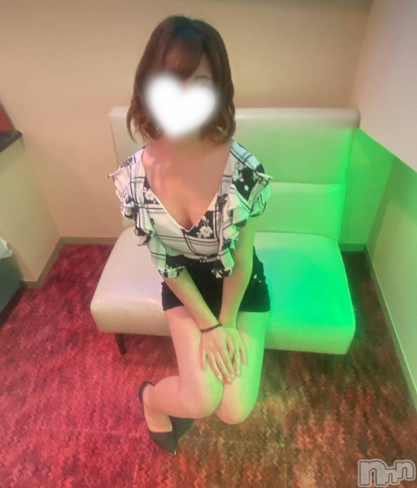 三条デリヘルコスプレ専門店　BLUE MOON(ブルームーン) ふわふわ系美少女＃おとは(23)の1月17日写メブログ「本日22時半頃まで空いてます🙆🏻‍♀️」