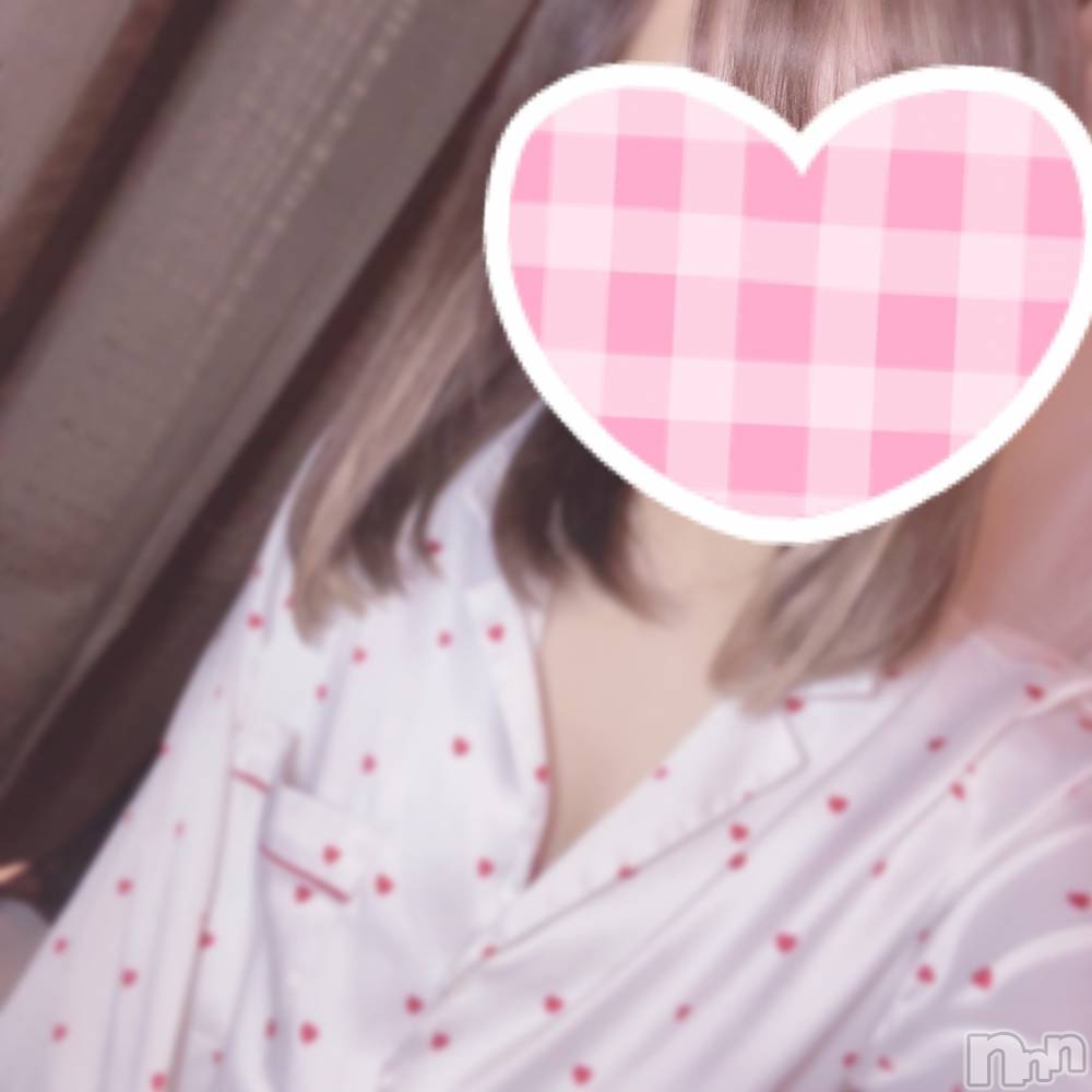 新潟手コキsleepy girl(スリーピーガール) てんかちゃん(20)の11月16日写メブログ「出勤っ⋆⸜♡⸝‍⋆」