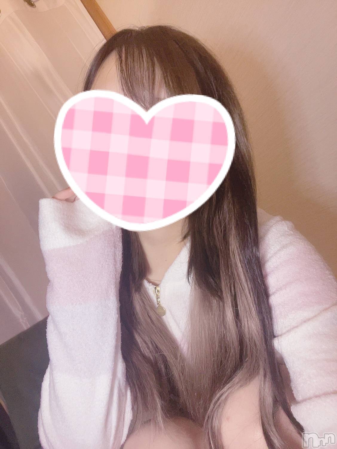 新潟手コキsleepy girl(スリーピーガール)てんかちゃん(20)の2022年11月3日写メブログ「出勤」