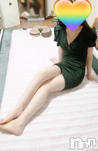 新潟メンズエステ(ハナハナ)の2023年6月21日お店速報「はずれの無い花花セラピスト・ゆり・かえで」