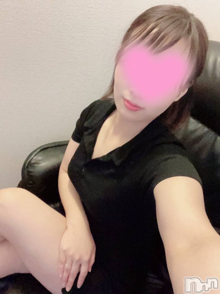 新潟メンズエステ(ハナハナ)の2023年8月4日お店速報「好感度ナンバー1、のパンジーさん11時から・・」