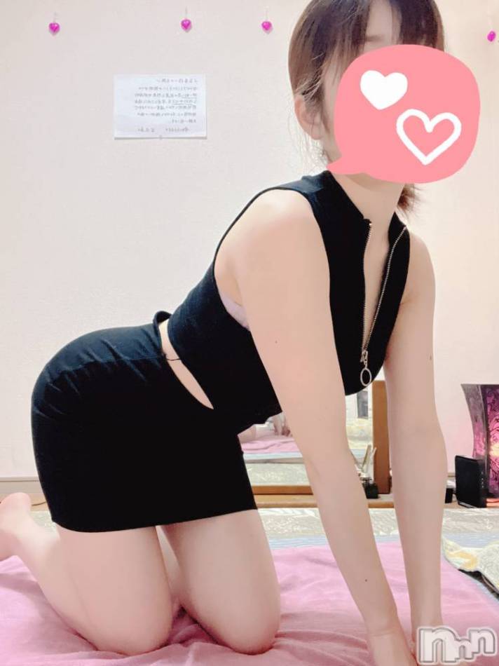 新潟メンズエステ(ハナハナ)の2024年4月13日お店速報「🌺花＊花　すずさん　ラスト枠ご案内出来ます（割引き有り）　(^^♪」