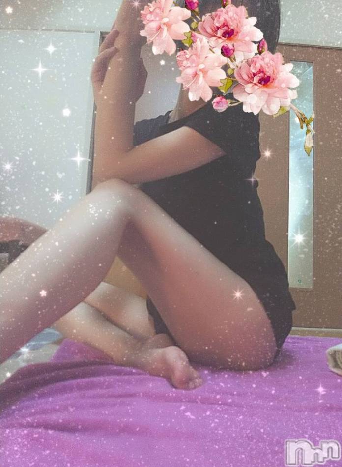 新潟メンズエステ(ハナハナ)の2024年9月30日お店速報「花花かんなさん、11時から、色白美人で癒し上手です。」