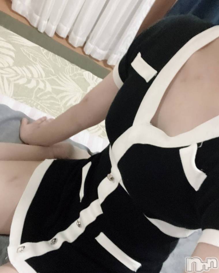 新潟メンズエステ(ハナハナ)の2024年12月4日お店速報「花花　新人割でひまわりさんのご紹介です🌻」