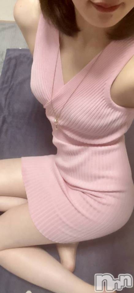 新潟メンズエステ(ハナハナ)の2025年2月15日お店速報「花花しおんさん色白新潟美人。早割引で夢空間、癒しのかんなさん12時から」