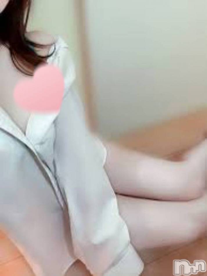 新潟メンズエステ(ハナハナ)の2025年3月17日お店速報「花花かすみさん色白美人です。2215分から1枠癒し枠でどうぞ～」